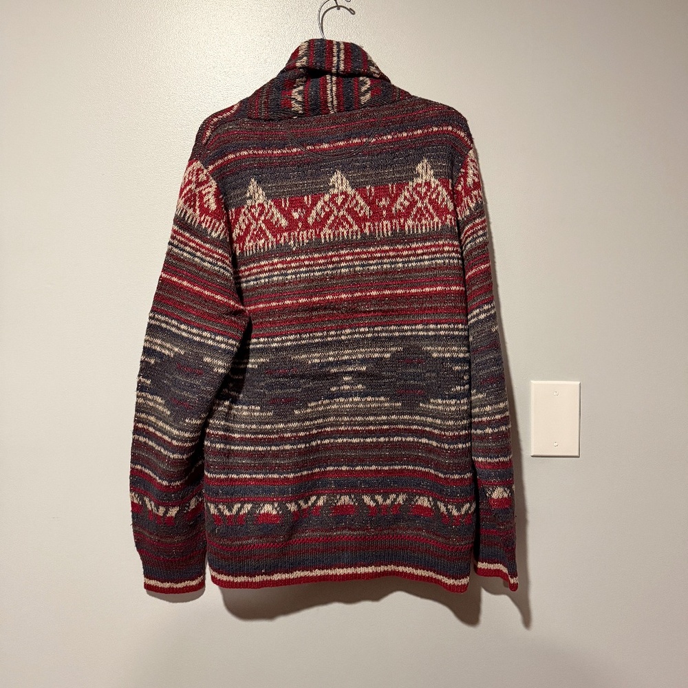 Faherty Native Cowichan - Picture 3 of 3